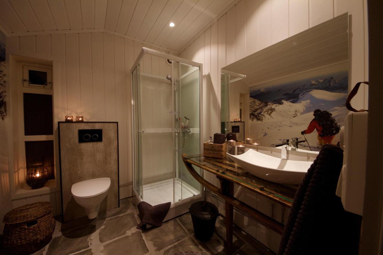 Kjosen Lodge, Lyngen. Lyngseidet Exterior foto