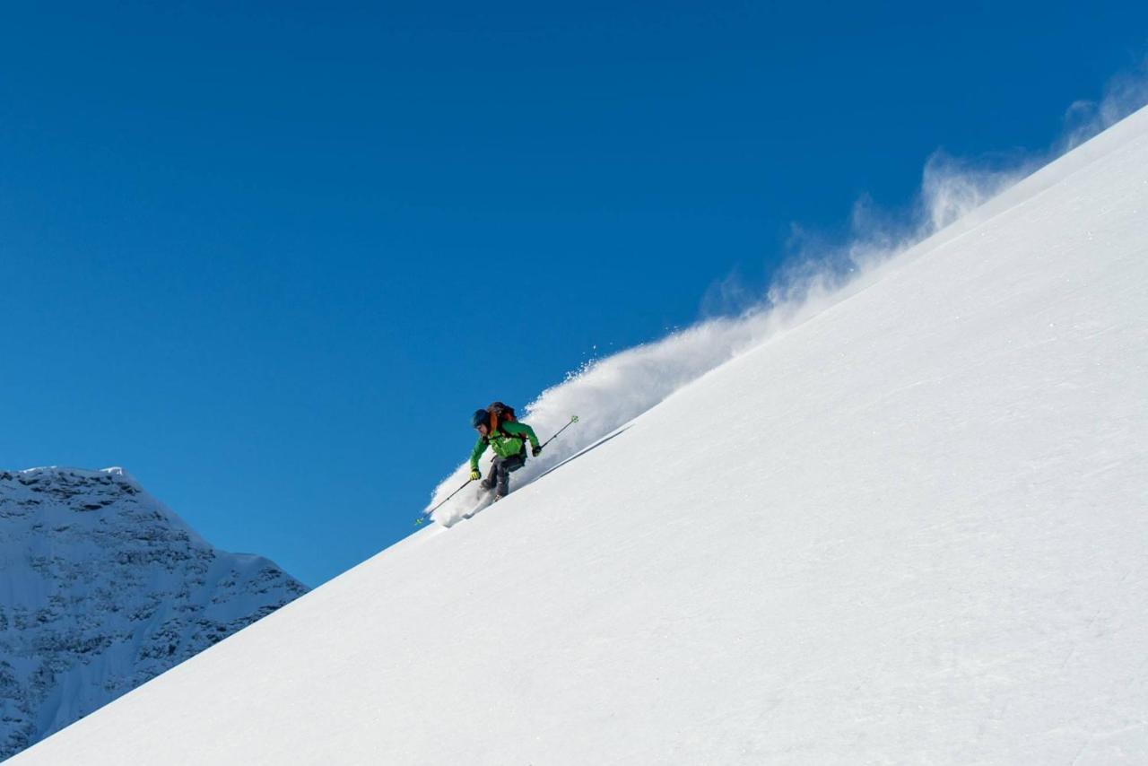 Kjosen Lodge, Lyngen. Lyngseidet Exterior foto