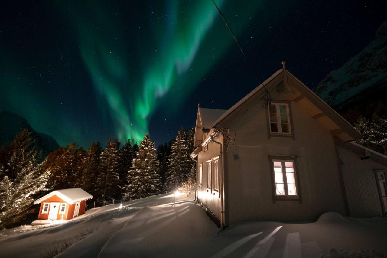 Kjosen Lodge, Lyngen. Lyngseidet Exterior foto
